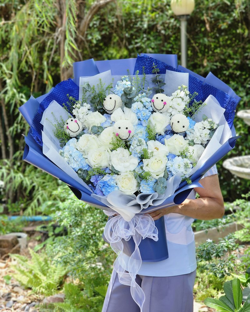 ช่อแสดงความยินดี แบบที่ 50 จัดโดยร้านช่อผกา