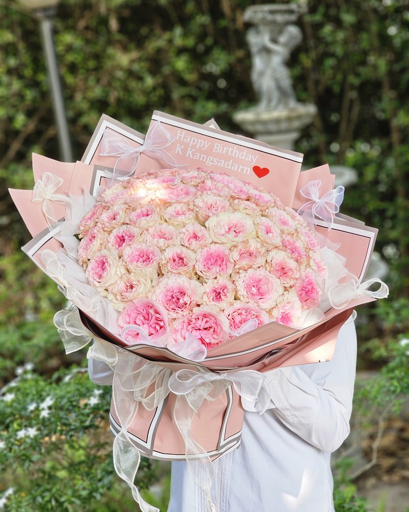 ช่อดอกไม้สด แบบที่ 32 จัดโดยร้านช่อผกา